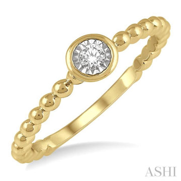 Light Weight Diamond Promise Ring